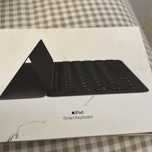 Apple iPad Smart Keyboard